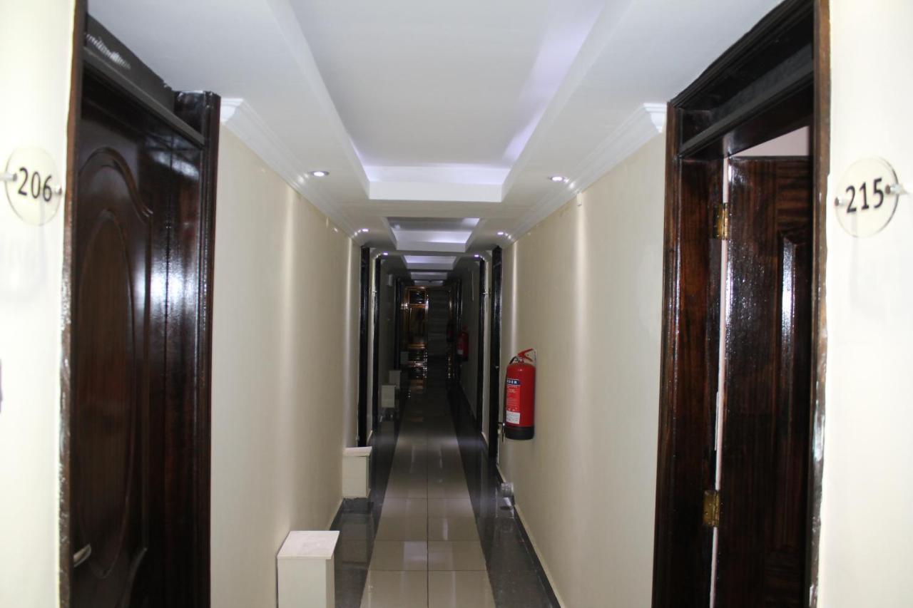 Airport Landing Hotel Найробі Екстер'єр фото
